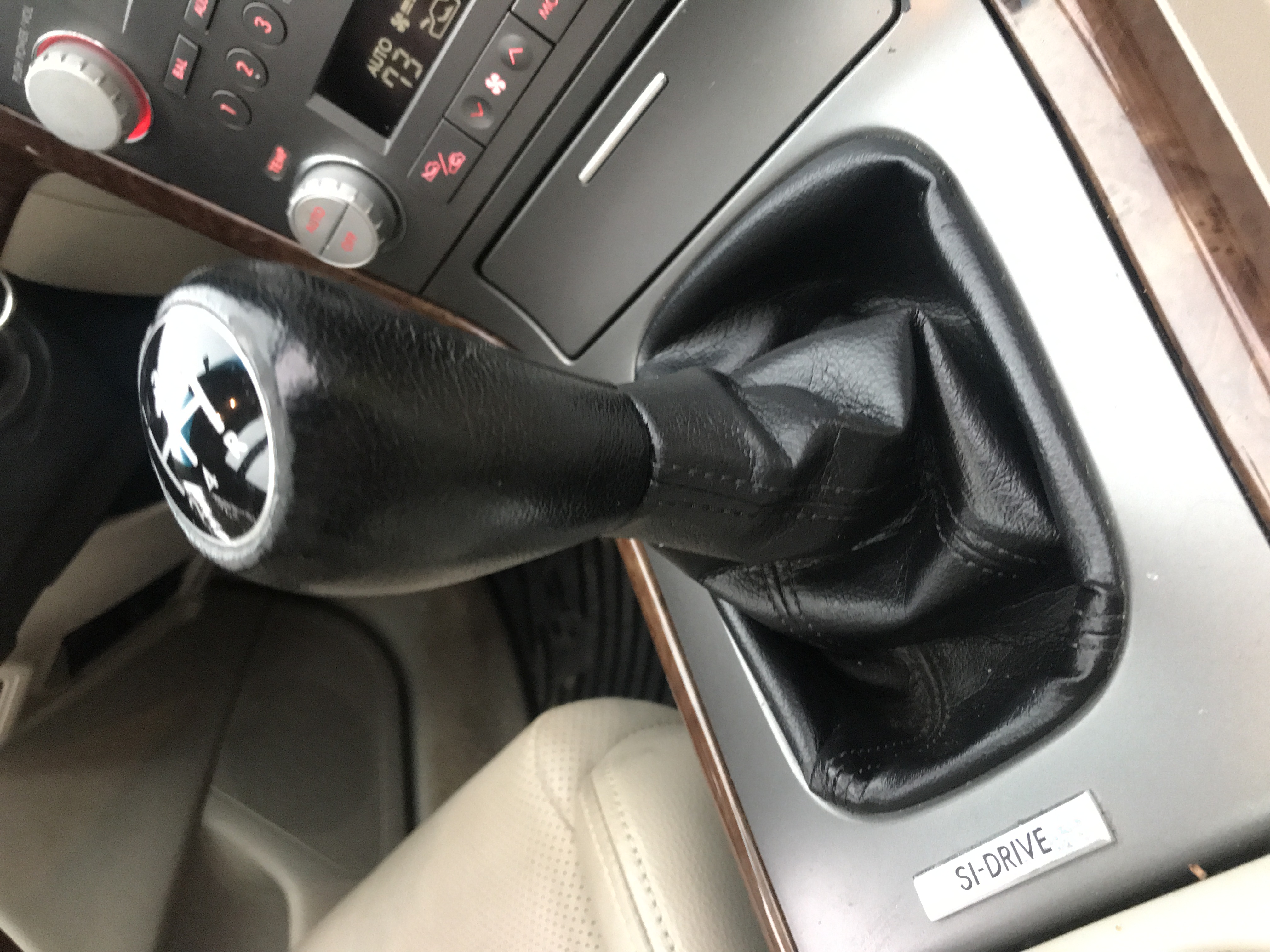 2008 Subaru Outback 2.5XT Limited, EJ255 turbo boxer, full-time symmetrical AWD, 5-speed manual One Owner 71K low mileage — photo 87